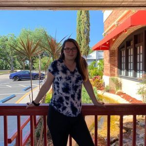 Meet your Posher, Nora